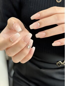ネイルサロン リッチ ローズ(Nail salon Rich rose)の写真/思わず魅せたくなるデザインをご提案致します♪トレンドのサンプル多数☆高技術で安定した技術をお届け☆