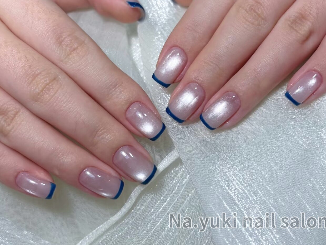 2026年冬トレンド】ブルー フレンチのネイルデザイン集｜人気順