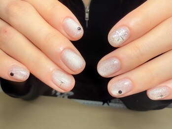 ヒルリン 新松戸(healing)の写真/【韓国風マグネットネイルが人気◎】トレンドの大人上品うるちゅる微粒子マグで、手元がより美しく♪