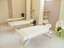 らくらく整体院 東川口店/施術台