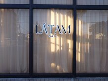 道路からのサロンの外観です。[小野田/パラジェル/フィルイン]