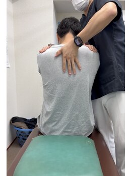 ニューカイロプラクティック カネヨシ/姿勢矯正・猫背矯正・背骨矯正