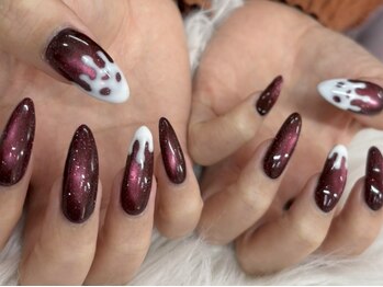 ルノン 獨協大学前店(LUNON)/ドクロネイル