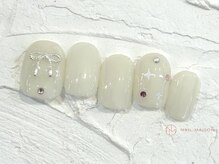 ネイルメゾン 池袋店(NAIL MAISON)/キラキラアイボリーリボン￥8050