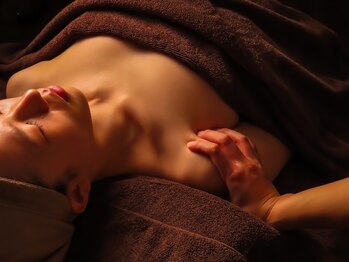 ソルア(Solua)/2ドライヘッドスパ×お顔ほぐし