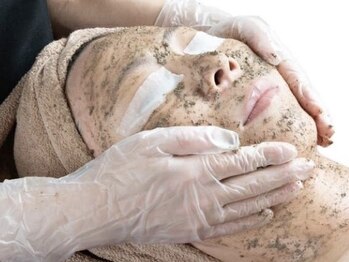 ティアス(t-us)/【ハーブ】弛みニキビケアに最強