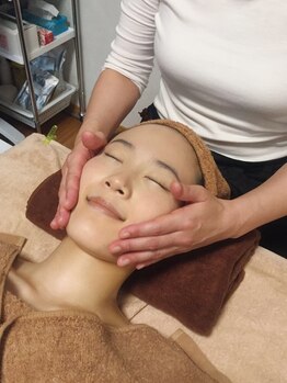 プライベートサロン ワイアール/フェイシャルマッサージ