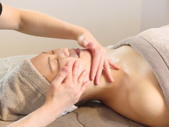 ルーチェ(LUCE)/フェイシャル体験 1回¥5000