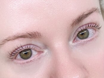 ディスカンソ アイラッシュ(descanso eyelash)/ラッシュリフト