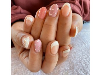 スパフーラ(Spa HULA)/白フレンチネイル