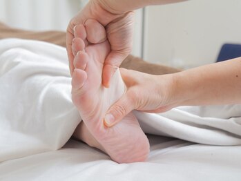 モマ(moma)/足つぼリフレクソロジー