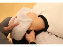 フー 橘通店(FUU)の雰囲気（スマホや育児での首コリの悩みも多いため、圧をかけ軽くします！）