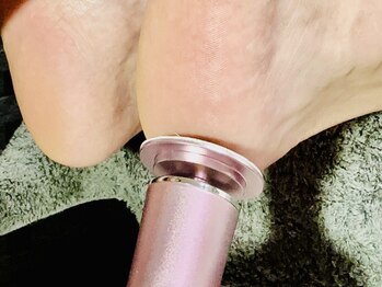 ルミエールサント(lumiere sainte)の写真/ガサガサかかとしっとりキレイかかとへ。かかとの角質・タコ集中角質ケアで潤いを与えしっとり肌の足元に！