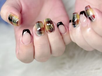 レア(Le'a)/チェックネイル