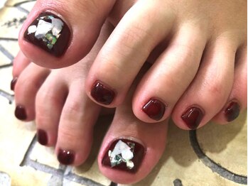 ネイルサロン ティディ(TIDY)/キレイめボルドー◆フットネイル