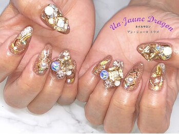 アン ジョーヌドラゴ/【自爪ネイル】ゴテゴテネイル