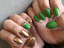アロナ ネイルサロン アンド スクール(alona)/パキッとグリーン！☆