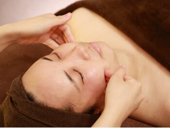 ロンロネオ(Ronroneo)/頭蓋骨小顔矯正 施術の流れ 6