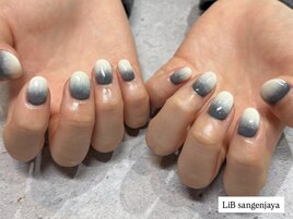 ニュアンスネイルデザイン