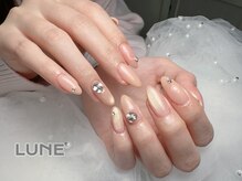 サロンダブリュー 銀座店(SALON W)の雰囲気（全席リクライニングソファ席◎映画鑑賞しならがネイル完成◎）