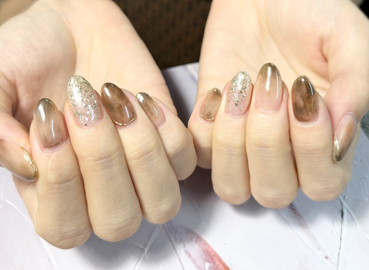 2026年冬トレンド】べっこうのネイルデザイン集｜人気順｜24ページ目