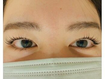 ユニバーサル(UNIVERSAL)/まつ毛パーマ／パリジェンヌ◎