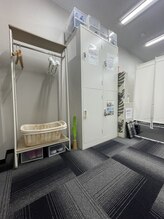 ヒワラニ エリマ 神田駅前店(HIWALANI elima)/◆鍵付きロッカー完備