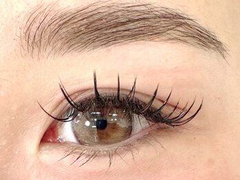 ヌック 伊勢崎(Nuk.)の写真/【マツエク120本5500円～！】モチのいいフラットラッシュ使用☆あなたにぴったりのデザインを提案します♪