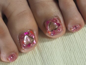 ネイルサロン ドリームズカムトゥルー(Dreams Come True)の写真/「サンダル準備OK？」500色超カラー×200色のちゅるんとマグネットで理想が見つかるサロン◎