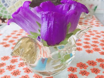 ハミングバード/アイマッサージが人気です♪