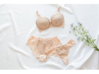 リール 新宿店(RIRE)/大人気♪バストアップブラ♪