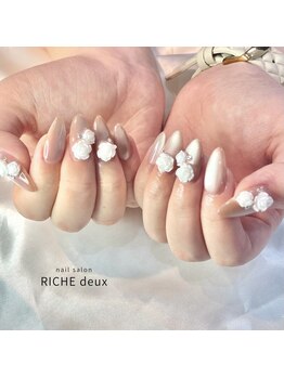 リッシュ ドゥ(RICHE deux)/上品薔薇ネイル