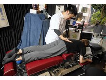 渋谷宇田川町カイロプラクティックの雰囲気（歪んだ骨格を調整♪施術後は背骨も真っすぐスラッと姿勢美人★）