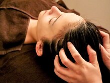 アジアンリラクゼーション ヴィラ 大橋店(asian relaxation villa)/ヘッドスパマッサージ施術シーン