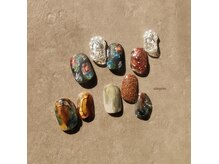 シルニー リム(Silny rim)/アシンメトリーニュアンスネイル