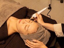 サロン デ ミロ(Salon de Miro)