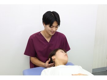 安浦接骨院 整体院の写真/首肩こり・眼精疲労・頭痛でお悩みの方!初回7800円→3300円【当日予約OK】