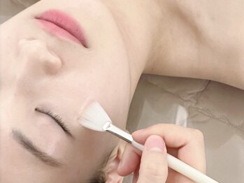 ユーエステティック(U AESTHETIC)の写真/韓国最新フォトでシミ・くすみにアプローチ★潤い満ちる透明感あふれる素肌へ導く実力派フェイシャル♪