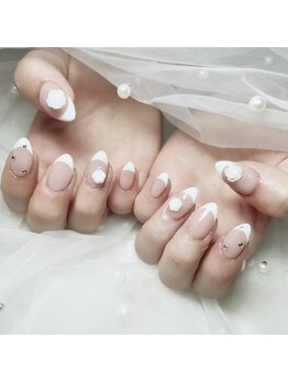 アジュールネイル 名古屋栄店(AzurNail)の写真/【オフ込シンプルデザイン¥4000/無制限ART2本付¥4500】何度でも同価格!ハンド&フットセットで料金10%OFF★