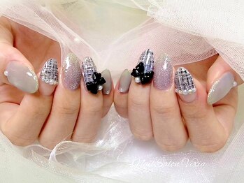 ネイルサロン ヴィクシア(Nail Salon VIXIA)の写真/【毎月新作デザイン多数更新♪】デザインに迷ってしまう方におすすめ♪カラー変更OKでモチも◎
