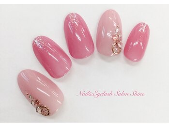 シャイン(Shine)/デザインネイル