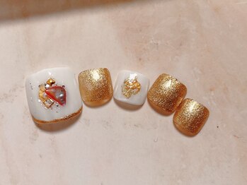 ルームヘアネイル 曙橋店(Room hair nail)/ゴールドシェルフットネイル