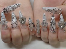 ラブリーアイズ ソーリスネイル(lovely eyes/solis nail)