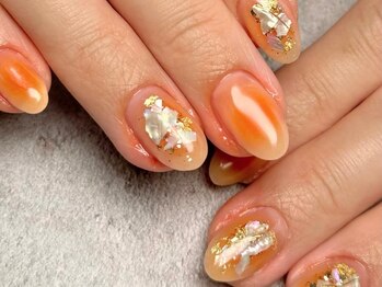 レア(Le'a)/チークニュアンスネイル