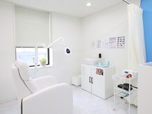 歯のホワイトニングWhiteningCafe天王寺あべの店【ホワイトニングカフェ】の雰囲気（ホワイトニング初めての方にも丁寧なサポート◎メンズ/学生もOK）