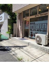 アンドピースセラピー(& P's Therapy)/駐車場1台有。