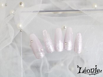 レオニー(Leonie)/マグネットグラデーションネイル