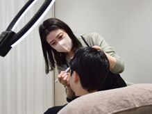 バルブ(BaREB)の雰囲気（丁寧＆リラックスした雰囲気で施術◎ [新宿/メンズ眉毛サロン]）