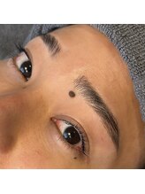 アイグラッド(eyeglad)/メンズアイブロウ