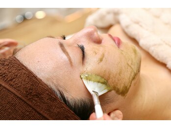 プラウディア(PROUDIA)/ハーブピーリング/ニキビケア